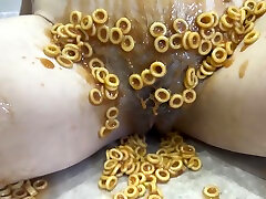 Relax To Sploshing In Spaghetti Hoops - janda melancap stim Video