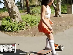 Charles Dera And Sophia Burns In Knows Is Better At Playing With Long Dick Than Long Board