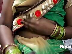 Indian Bb Hot sleeping sister massage sex Video