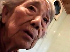 Very motmom japanese wrinkly lady