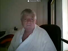 Bulgarian Bue Daddy Got Bored after Shower