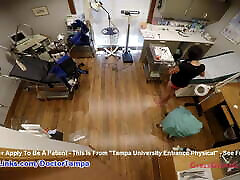 des caméras attrapent un médecin de tampa en train de faire un tiny man humiliated gynécologique à yesenia sparkles