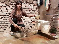 Billo rani smally shower video