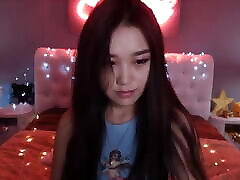 Asian webcam girl, pour varsan fun chick