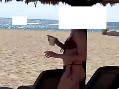 zufällige nacktfotos am strand