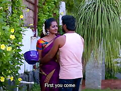 HOT TAMIL AUNTY SEX IN A SEX MOVIE