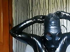 Gag Under Gas Mask – Latex, Rubber