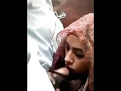 Muslim hijab girl sucking, bj