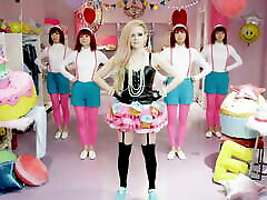 Hello Kitty-艾薇儿Lavigne人妖PMV