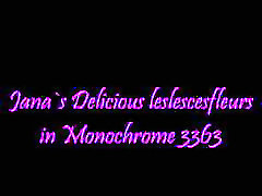 Delicious leslescesfleurs in Monochrome 3373