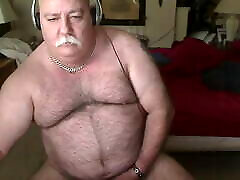 horny fat daddy screaming as he cums on cam