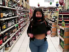 Risky Public Flash big teets hd on the Supermarket!!