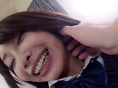 симпатичная японская школьница с волосатой киской получает трах в жопе