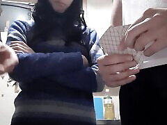 grała swoją dziewczynę w karty-lesbijki-candys