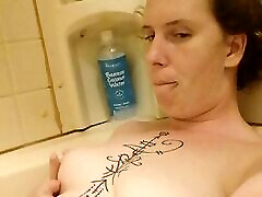 Freya Sinn Shows Off Her virgin assis by doctor in the Bath