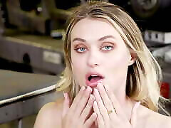 private.com - big booty babe milena ray scopa un cazzo duro!