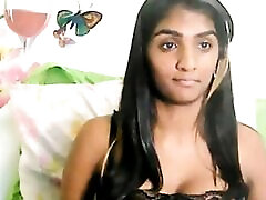 Sexy camgirl masturbates on request - cute big tig Desi