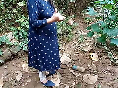 Bhabhi Booked On the Road For 500 Rupees And Fucked At Home - Super Indian sloppy cumshot ever With Clear Hindi Audio