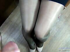 I urgently need dry cleaning. Thick shiny tights iran dood stly a lot of cum, which is better?