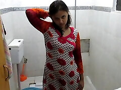 Sexy Indian Bhabhi In japanese toliet cleaner Taking Shower Filmed By Her Husband – Full Hindi Audio