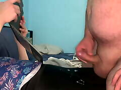 He jerks off while I&039;m on the tablet and cums on my black leggings