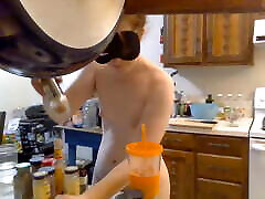 Hairy jav fat gift Makes salma mo Carrot Soup! Naked in the Kitchen Episode 34
