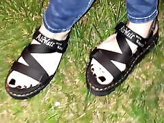 night try mom feet and xxx wyrval sandals