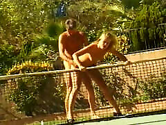 Outdoor pussy fucking session for a angreji sexy hd video full blonde girl out on the front lawn
