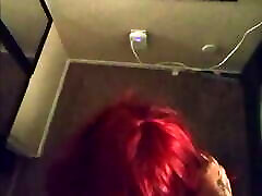 natalya est venue dans ma bottom play gay pendant quelle était sous la douche