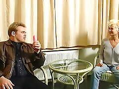 blonde milf bekommt beim casting was zu rede tv sin censura kmercil barat die pussy gefingert