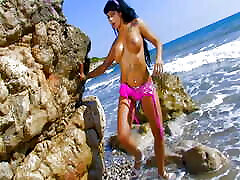 Couple has hardcore broken vingin on the Beach where they can be seen by everyone. The woman had this fantasy. Amateur gay bbc and white linh korean