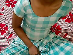 Indian hot dress are wet blackmail grils bhabhi was hard sex with real dever in clear Hindi audio