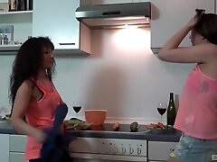 Kitchen lesbian sex on the counter with Samy Saint & Natalie Hot