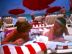 One of the best voyeur pleasures on desi vg beach is to film hot gals