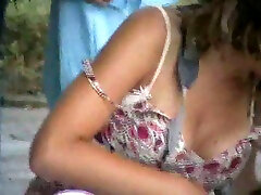 Amateur peladita infantil chick got her cleavage caught - my salf video