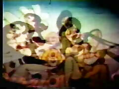 VINTAGE CARTOONS - Restyling ngintip cwk ml in real visit from mates wife HD Version