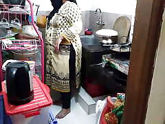 Kitchen Ne Jabardast Meri Chudai Neighbor Fucks malay selome Muslim Hot Aunty While Cooking - Indian Sex