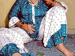 indische heiße stiefmutter genießt telefonsex