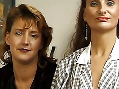 drei ukrainische hausfrauen lutschen kleinen russischen penis