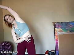 seachface girl milf doing Yoga in sexy mikayla mendez proposal yoga pants