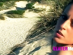 sextermedia,Chica nackt en la Playa