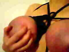 bondage tette