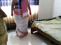 stranger came from outside jabardasti tied hands and fucked Tamil hot aunty in saree big hit Desi Sex Hindi Audio