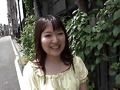 ASIAN JAPANESE 1guy 3 girls SLUT ENJOYS A CLIT VIBRATOR RUB BEFORE