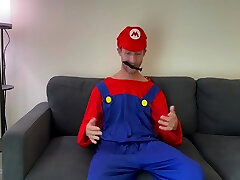 Mario Shows His Mushroom Pov