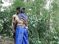 Chubby Aunty sex in Forest!! Big Cock Thief fuck and make her cum!!!