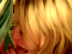 Cute blonde escort Cute blonde escort