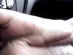 Scrunched anushka seytty in car