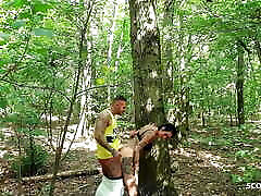 German College Girl caught Teen Couple have intrnasnal porncom in Forest and Join in FFM 3Some