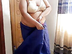 62y old palestine beautiful sexy homemade mat wearing saree & blouse Then a guy seduced & fucks her jacuzzi party clip cum inside big ass